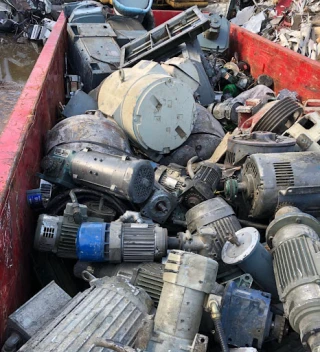 Medieval Scrap JunkYard in Yonkers (NY) - photo 3