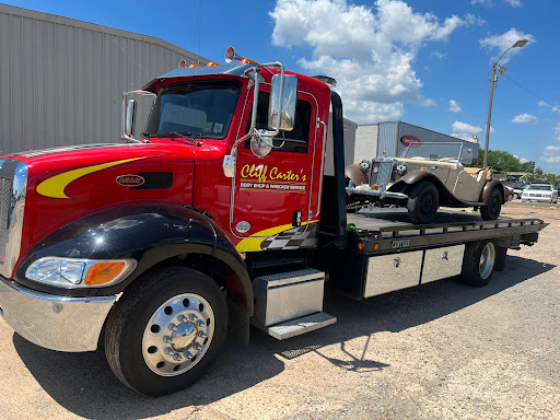 Cliff Carter's Wrecker Service JunkYard in Memphis (TN)