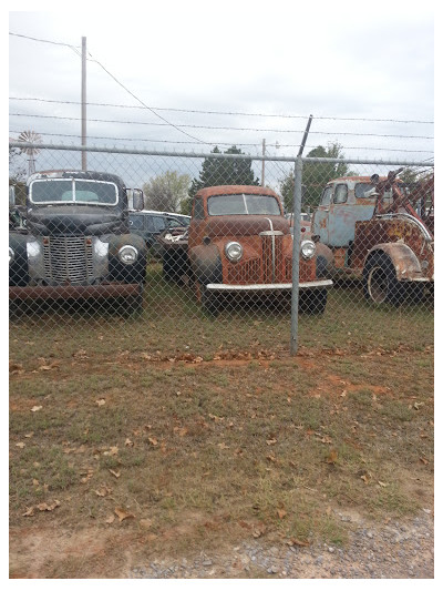 Jerry's Wrecker Service JunkYard in Oklahoma City (OK) - photo 3