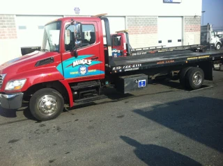 Mike's Towing Service - photo 1