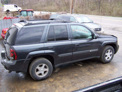 Town and Country Auto Parts JunkYard in Columbus (OH) - photo 3