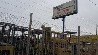 Arizona Metal Management JunkYard in Phoenix (AZ) - photo 4