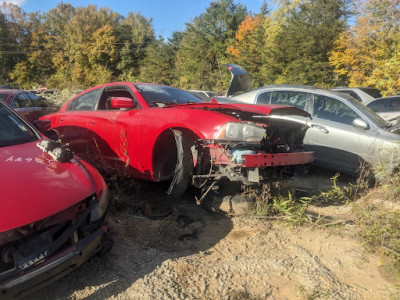 Crutchfield Auto Parts JunkYard in Burlington (NC) - photo 3