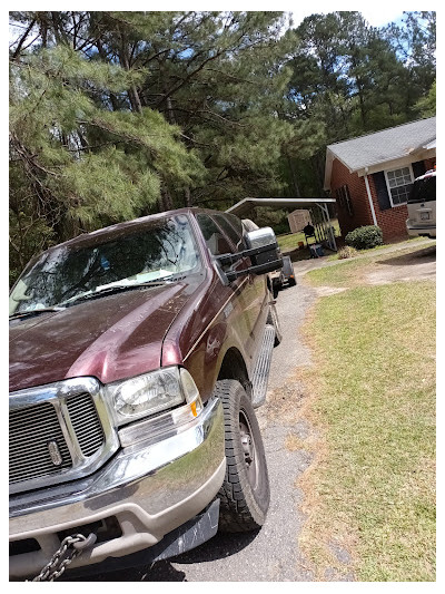 Mel's Towing & Salvage LLC JunkYard in Jacksonville (NC) - photo 2