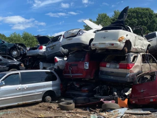 West Michigan Recycling Center JunkYard in Muskegon (MI) - photo 4