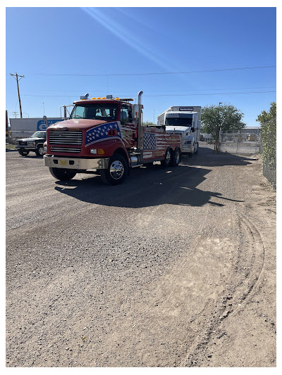 Luchini's Towing & Recovery JunkYard in Las Cruces (NM) - photo 2