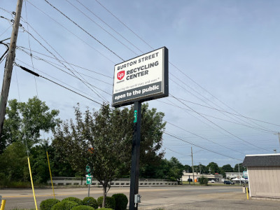 PADNOS Burton Recycling Center JunkYard in Grand Rapids (MI) - photo 3