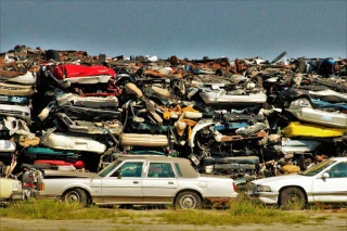 Cash Car Junk Cars JunkYard in Lancaster (CA) - photo 3