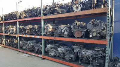 El Rey Auto Parts Corp JunkYard in Long Beach (CA) - photo 2