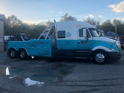 B&H Towing and Truck Center JunkYard in Columbus (OH) - photo 2