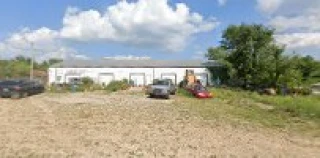 Bowling salvage JunkYard in Springfield (MO) - photo 2