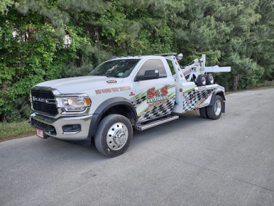 S & S Towing & Heavy Transport JunkYard in Cary (NC) - photo 1