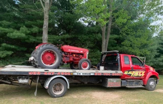 Safety First Wrecker Service - photo 1