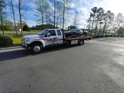 Chambers Towing and Recovery, LLC JunkYard in Jacksonville (NC) - photo 1