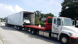 Chambers Towing and Recovery, LLC JunkYard in Jacksonville (NC) - photo 3