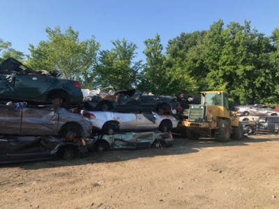 Wilmington's Junk Car Removal JunkYard in Dover (DE) - photo 3