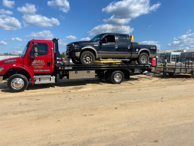 B&C Towing LLC JunkYard in North Charleston (SC) - photo 2