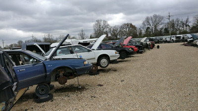 UAPI “U-Pull-It” Auto Parts JunkYard in Shreveport (LA) - photo 2