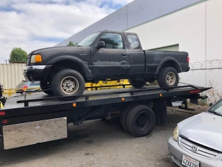 DB Towing JunkYard in Santa Ana (CA) - photo 2