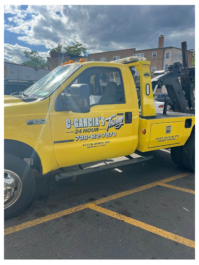 Garcias Towing JunkYard in Chicago (IL) - photo 2