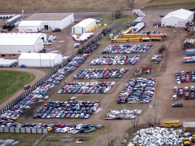 Truck & Auto Salvage JunkYard in Fargo (ND) - photo 1