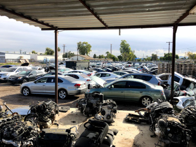 Arizona Auto Group JunkYard in Phoenix (AZ) - photo 3