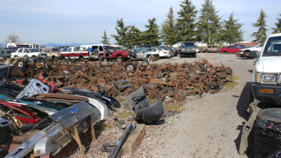 Pam Pam's Junk JunkYard in Gresham (OR) - photo 1