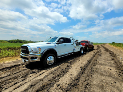 Carroll's Wrecker Service JunkYard in Tyler (TX) - photo 3