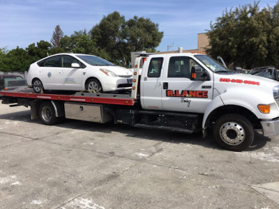 R Lance Towing JunkYard in Fremont (CA) - photo 1