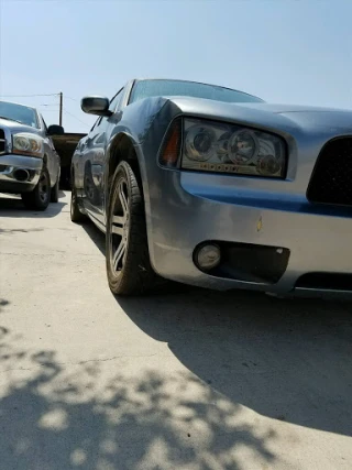 Pomona Junking Cars JunkYard in Pomona (CA) - photo 3