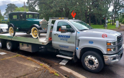 Rogers Towing and Transport JunkYard in Eugene (OR) - photo 4