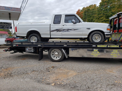 M.J. & SON Wrecker Service JunkYard in Nashville (TN) - photo 4