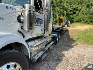 Laxton's Auto Repair & Wrecker Service JunkYard in Charleston (WV) - photo 3