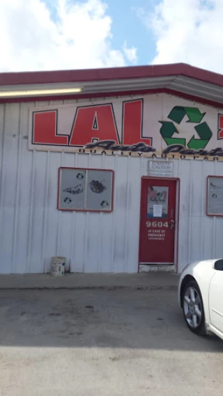 Tapatio Auto & Truck Recycling - Lalos Auto Parts Division JunkYard in San Antonio (TX) - photo 3