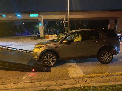 Alpine Towing Inc JunkYard in Miami (FL) - photo 2