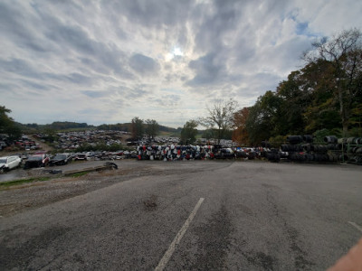 Tompkinsville Auto Salvage JunkYard in Santa Clara (CA) - photo 2