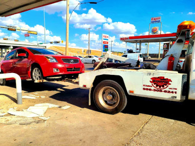 Dynamic Garage & Towing Service, LLC JunkYard in Laredo (TX) - photo 4