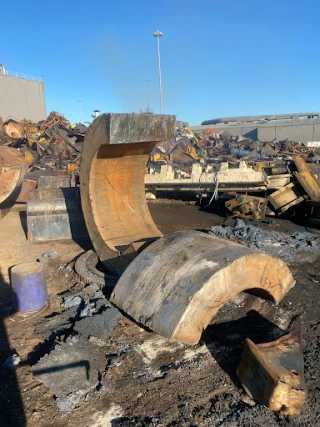 Radius Recycling JunkYard in San Francisco (CA) - photo 3