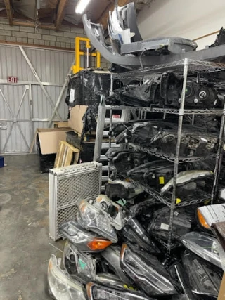 Paulina's Auto Body Parts JunkYard in Santa Clarita (CA) - photo 2