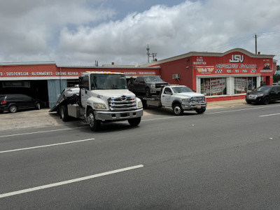 Marty's City Auto JunkYard in Texas City (TX) - photo 3