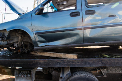 FERNNY TOWING JunkYard in East Los Angeles (CA) - photo 2