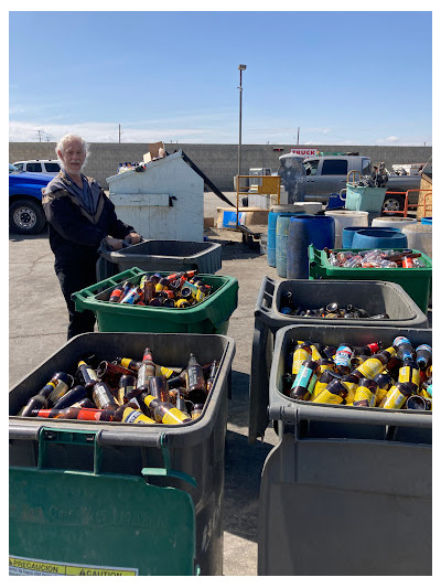 A V Recycling Center JunkYard in Lancaster (CA) - photo 3