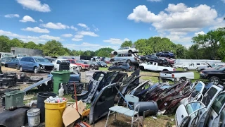 Valdivia's Autoparts JunkYard in Arlington (TX) - photo 2