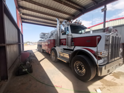 Neal Pool Rekers JunkYard in Odessa (TX) - photo 2