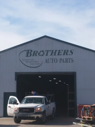 Brothers Auto Parts JunkYard in Indianapolis (IN) - photo 3