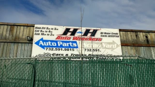 H & H Auto Wreckers JunkYard in Morganville (NJ) - photo 1