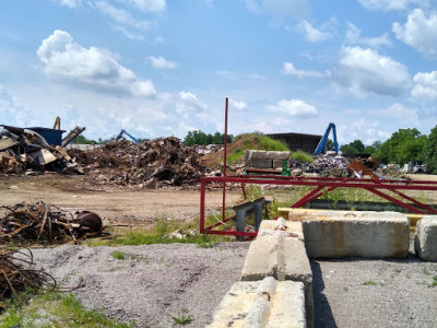 Cohen Lexington (formerly Baker Iron & Metal) JunkYard in Lexington (KY) - photo 4