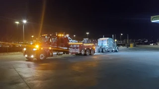 AMS Heavy Duty Towing - photo 1