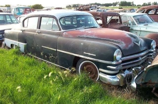 Oakleaf Old Cars JunkYard in Hartford (SD) - photo 2