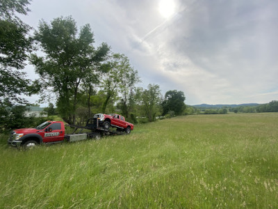 Team Towing JunkYard in Parkersburg (WV) - photo 3